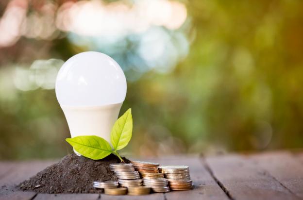 Hoe spoort de Wet Milieubeheer bedrijven aan om energie te besparen?